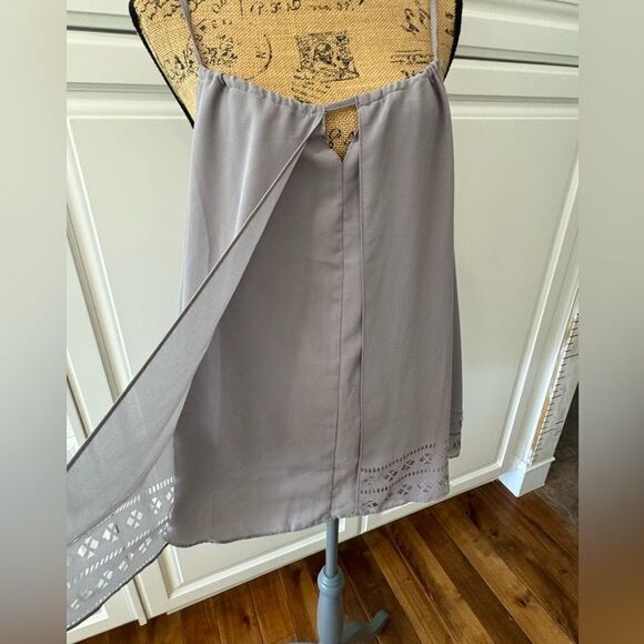 Olive & Oak grey layered tank top - Picture 3 of 6